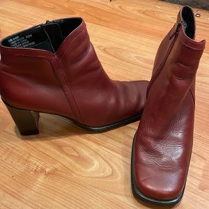 White MT boots